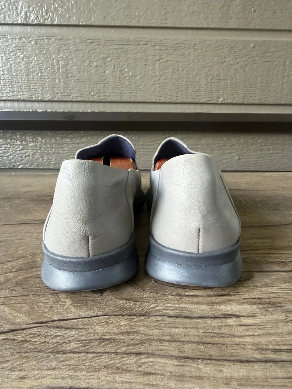 Grand . OS Women’s Slip-On Casual Shoes in Light Gray size 9 B